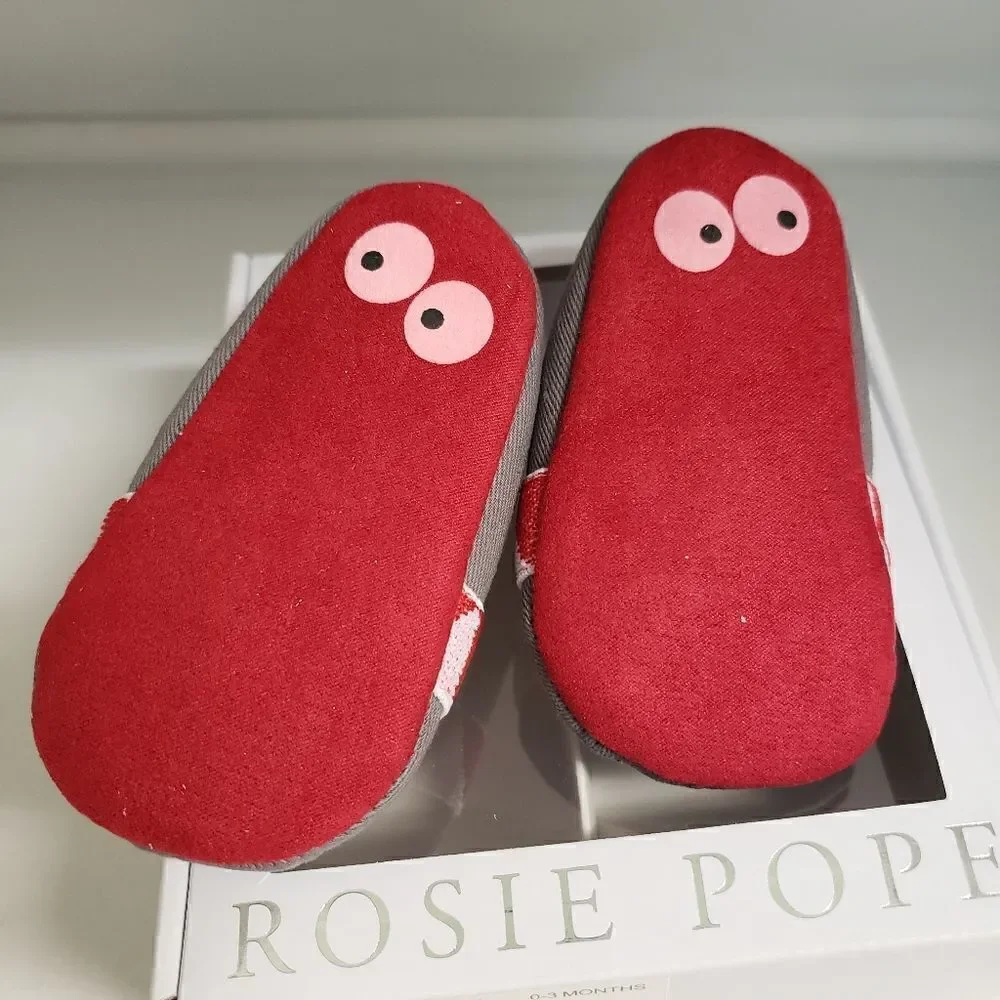 Rosie Pope I See You crib shoes 0-3 month